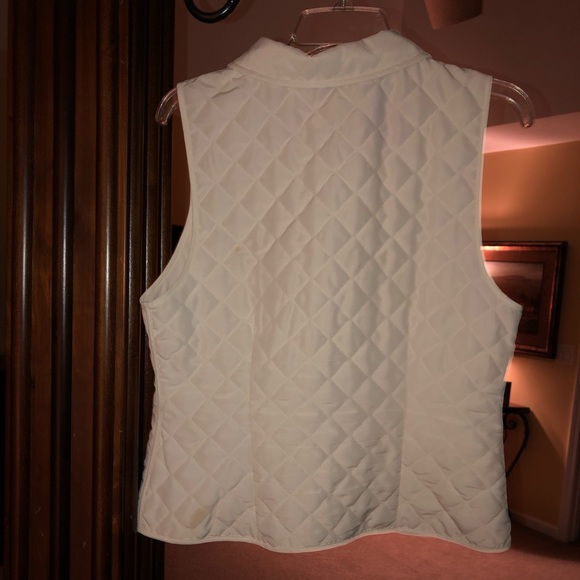 Quilted Vest - LIKE NeW! - Picture 4 of 4